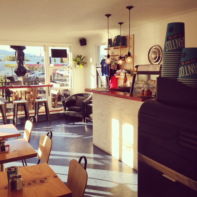 Phoenix Cafe and Bar