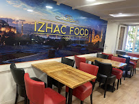 Atmosphère du Restauration rapide Izhac Food à Toulouse - n°2