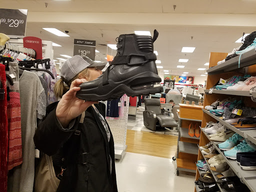 Shopping Mall «One Hundred Oaks Mall», reviews and photos, 719 Thompson Ln, Nashville, TN 37204, USA