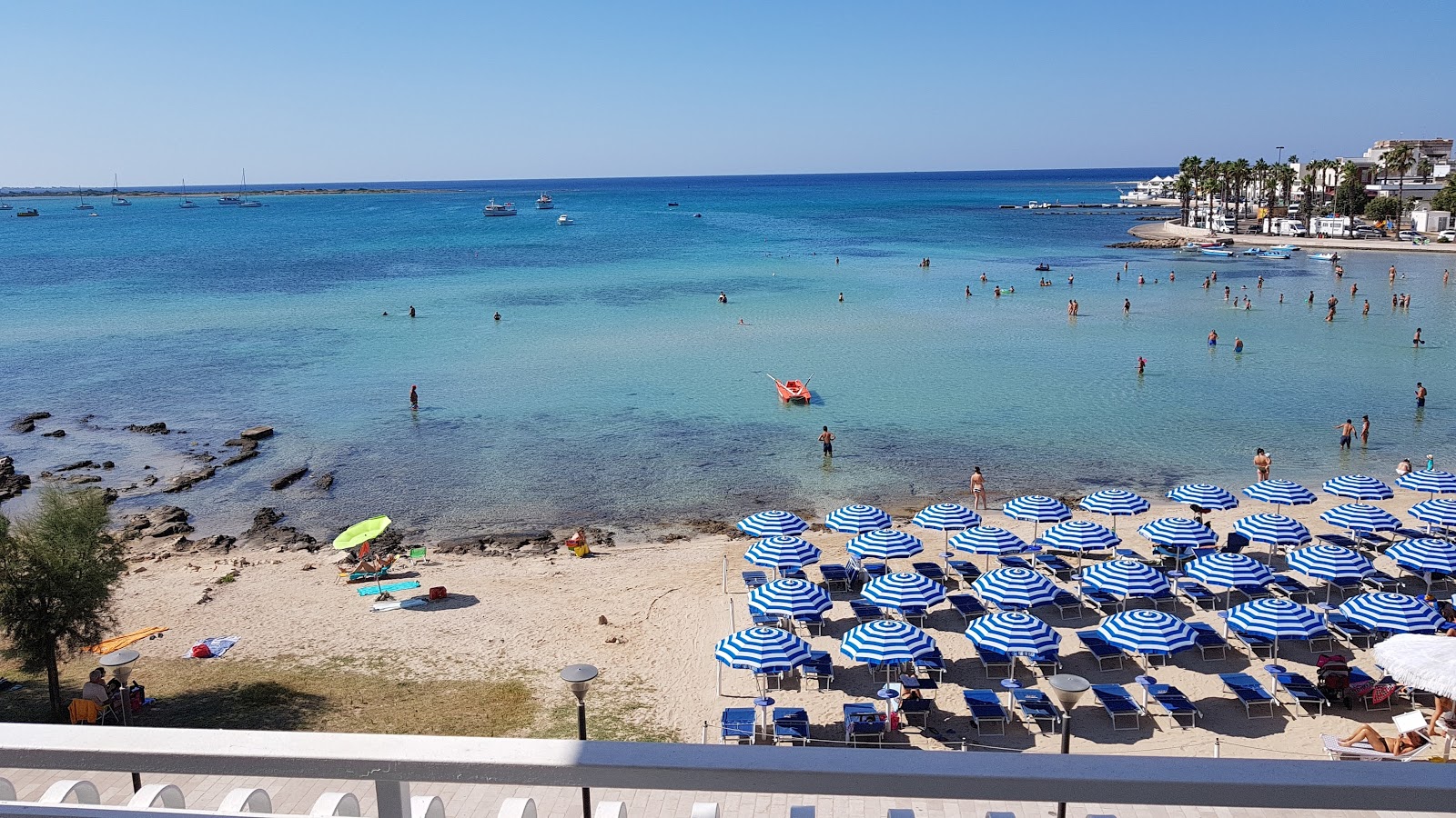 Photo de Spiaggia di Porto Cesareo avec un niveau de propreté de très propre