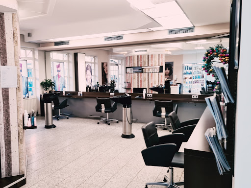 Hairworx by Iris Ratzenböck In Traun