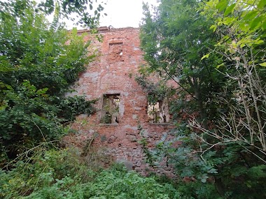 Palace In Chróścina