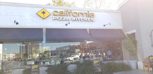 Shopping Mall «Waterside, Marina Del Rey», reviews and photos, 4700 Admiralty Way, Marina Del Rey, CA 90292, USA