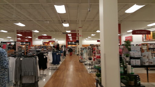 Department Store «T.J. Maxx», reviews and photos, 1300 Shingle Creek Xing, Brooklyn Center, MN 55430, USA