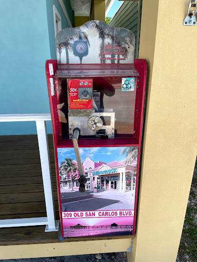 Cigar Shop «Cigar Hut», reviews and photos, 1172 Estero Blvd # 103, Fort Myers Beach, FL 33931, USA