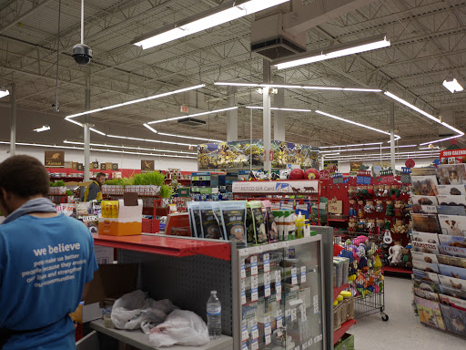 Pet Supply Store «Petco Animal Supplies», reviews and photos, 4751 W 29th St, Greeley, CO 80634, USA