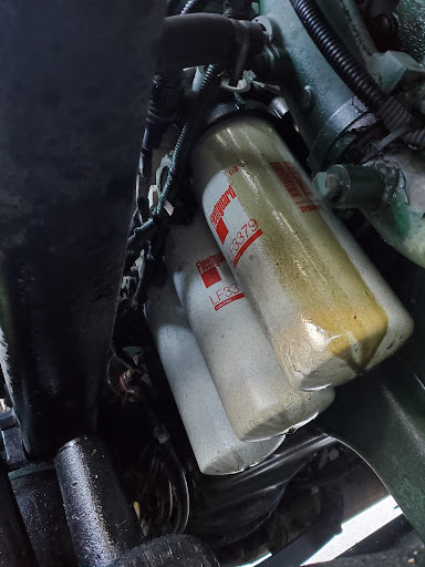 Oil Change Service «Speedco Truck Lube and Tires», reviews and photos, 23728 Rogers Clark Blvd, Ruther Glen, VA 22546, USA