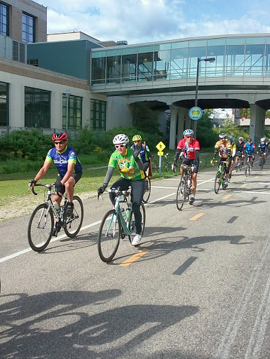 Bicycle Rental Service «Freewheel Bike Midtown Bike Center», reviews and photos, 2834 10th Ave S, Minneapolis, MN 55407, USA