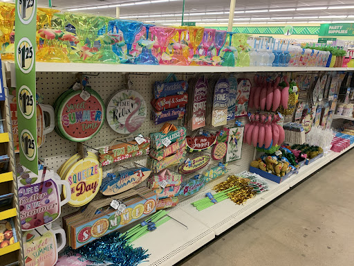 Dollar Store «Dollar Tree», reviews and photos, 4811 Edgmont Ave, Brookhaven, PA 19015, USA