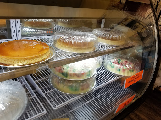 Shopping Mall «Hillcrest Shopping Center», reviews and photos, 1701 N Larkin Ave, Crest Hill, IL 60403, USA