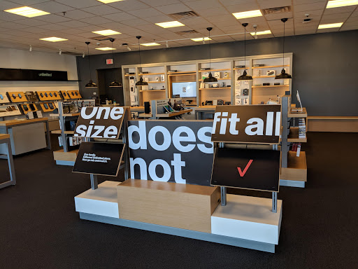 Cell Phone Store «Verizon», reviews and photos, 310 NJ-36 #711, West Long Branch, NJ 07764, USA