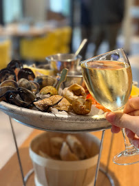 Plats et boissons du Restaurant de fruits de mer Chez Roger à Marseille - n°10