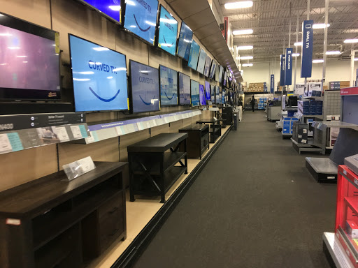 Electronics Store «Best Buy», reviews and photos, 16221 Ford Rd, Dearborn, MI 48126, USA