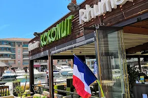 Kokonut Rhumerie 🍸 - Bar - Restauration - Evènements - Cocktails - Tapas - Glaces - à Fréjus image