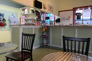 Sue's Fresh Juice Bar and Sandwich Shop image