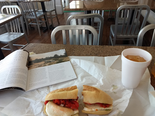 Italian Restaurant «E. 48th Street Market», reviews and photos, 2462 Jett Ferry Rd, Dunwoody, GA 30338, USA