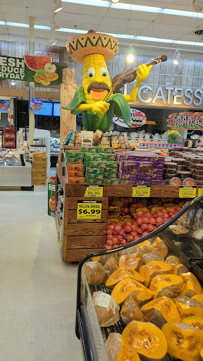 Supermarket «Superfresh Food World», reviews and photos, 115 Belmont Ave, Belleville, NJ 07109, USA