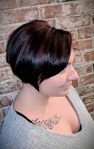 Beauty Salon «Victor Victoria Salon & Spa», reviews and photos, 1105 Howard St #202, Omaha, NE 68102, USA