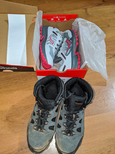 Sporting Goods Store «Big 5 Sporting Goods - Grants Pass», reviews and photos, 310 NE Agness Ave, Grants Pass, OR 97526, USA