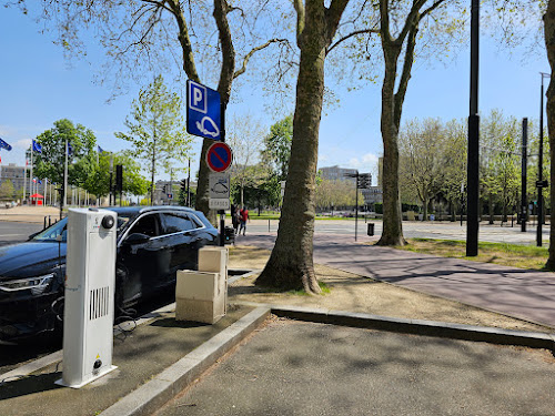 Station de recharge pour véhicules électriques à Le Havre