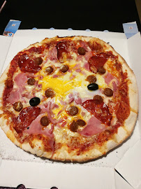 Plats et boissons du Pizzeria Pizzas Cantemerle à Narbonne - n°13