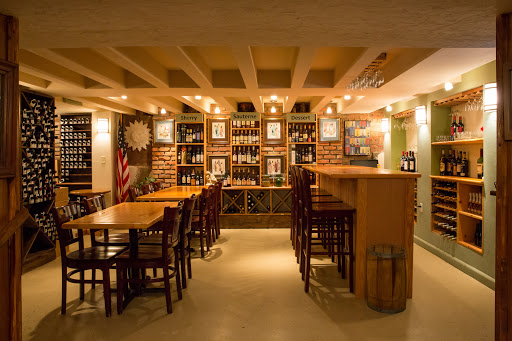 Wine Store «Classic Wineseller Inc», reviews and photos, 20 Church St, Waynesville, NC 28786, USA