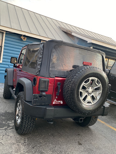 Used Car Dealer «Luna Car Center», reviews and photos, 4415 San Pedro Ave, San Antonio, TX 78212, USA