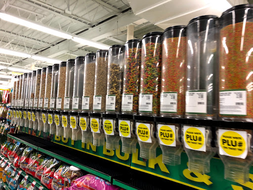 Pet Supply Store «Pet Supplies Plus», reviews and photos, 5092 Mayfield Rd, Lyndhurst, OH 44124, USA
