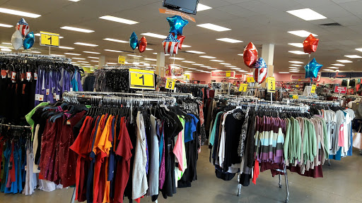 Shopping Mall «Crenshaw Imperial Plaza Shopping Center», reviews and photos, 2900 W Imperial Hwy, Inglewood, CA 90303, USA