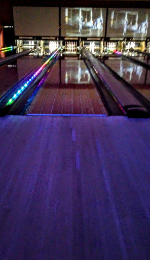 Bowling Alley «Stuart Bowl - Lanes & Lounge», reviews and photos, 1638 SE Federal Hwy, Stuart, FL 34994, USA