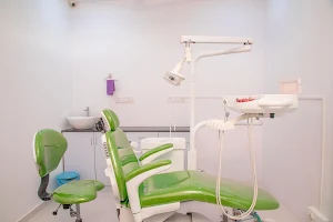 Vajra Dental & Hair Transplant Centre image