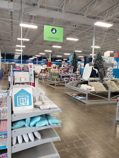 Home Goods Store «At Home», reviews and photos, 1072 W Mercury Blvd, Hampton, VA 23666, USA