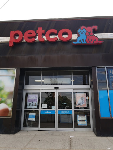 Pet Supply Store «Petco Animal Supplies», reviews and photos, 157-20 Cross Bay Blvd, Howard Beach, NY 11414, USA