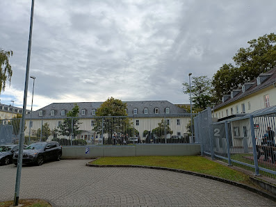 Consulate General of the United States of America Gießener Str. 30, 60435 Frankfurt am Main