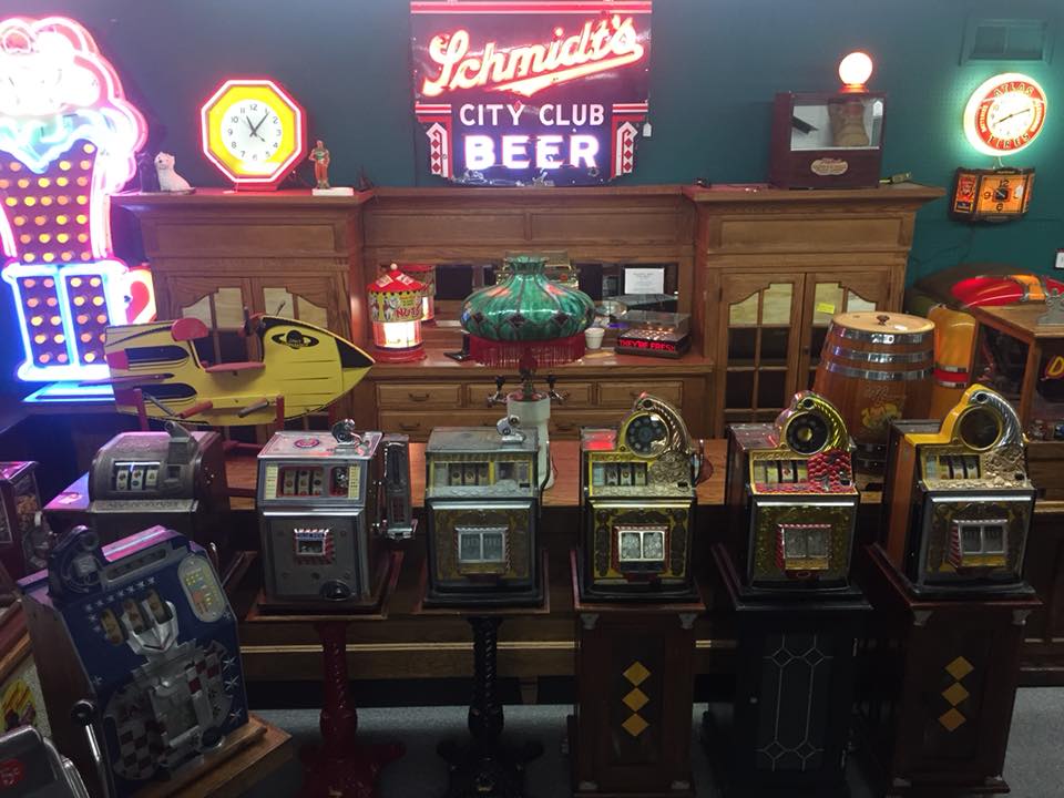 Roscoe Woodstock Antique Mall