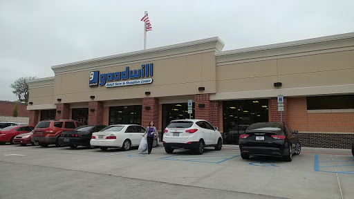 Thrift Store «Goodwill Retail Store of University City», reviews and photos