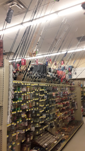 General Store «Big R Farm & Ranch Supply», reviews and photos, 1020 Bonforte Blvd, Pueblo, CO 81001, USA