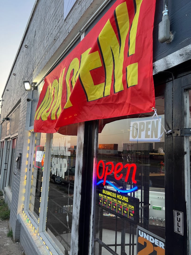Discount Smoke Shop in Grand Prairie (Address, Photos, Reviews & Ratings)