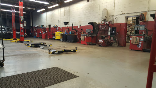 Tire Shop «Mavis Discount Tire», reviews and photos, 134 Water St, Newton, NJ 07860, USA