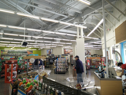 Pet Supply Store «Petco Animal Supplies», reviews and photos, 24413 Crenshaw Blvd #8, Torrance, CA 90505, USA