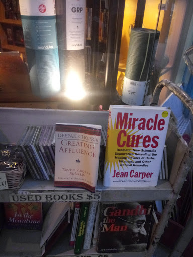 Pet Supply Store «Unleashed by Petco», reviews and photos, 1402 Wilshire Blvd, Santa Monica, CA 90403, USA