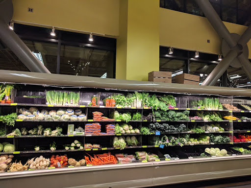 Grocery Store «Whole Foods Market», reviews and photos, 1210 NW Couch St, Portland, OR 97209, USA