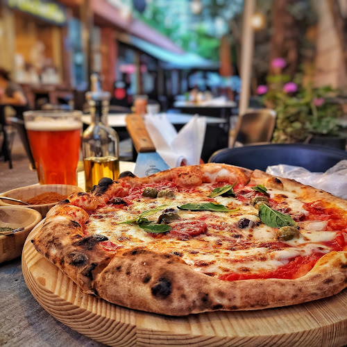 Pulcinella Antica Pizza Di Napoli - Pizzeria
