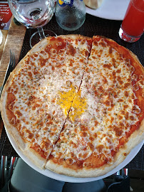 Pizza du Pizzeria Le Chalet de l'Ours à La Bourboule - n°20