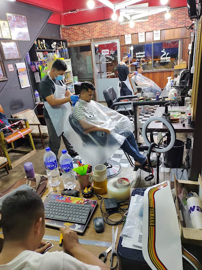 mok barber shop