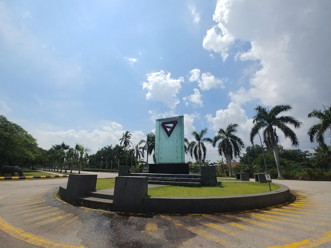 Chung Hwa High School Muar