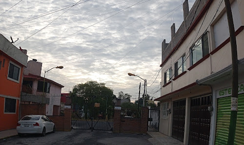 Estetica Isbeka Av. Plazas de Aragón & Plazuela 3 de Av. Plaza de Aragón, Plazas de Aragon, 57139 Cdad. Nezahualcóyotl, Méx., México