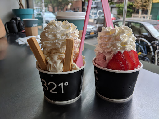 Ice Cream Shop «-321° Ice Cream Shop», reviews and photos, 288 Grand St, Brooklyn, NY 11211, USA