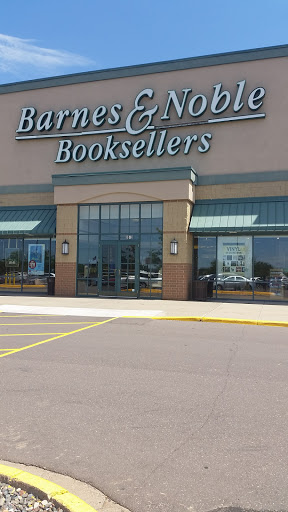 Book Store «Barnes & Noble Booksellers Maple Grove», reviews and photos, 8040 Wedgewood Ln N, Maple Grove, MN 55369, USA