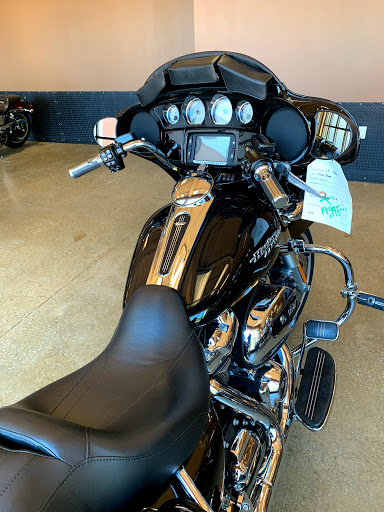 Harley-Davidson Dealer «Bergen County Harley-Davidson (Service Opens 9am)», reviews and photos, 124 Essex St, Rochelle Park, NJ 07662, USA